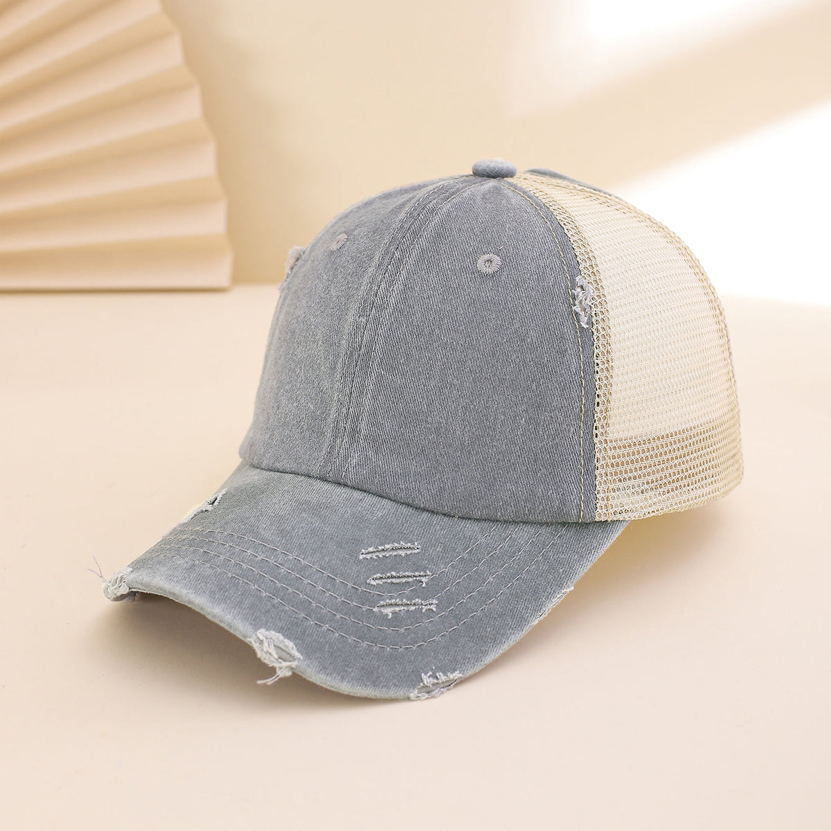 Distressed Washed Mesh Baseball Cap – Frayed Unisex Hat for Outdoor & Daily Wear