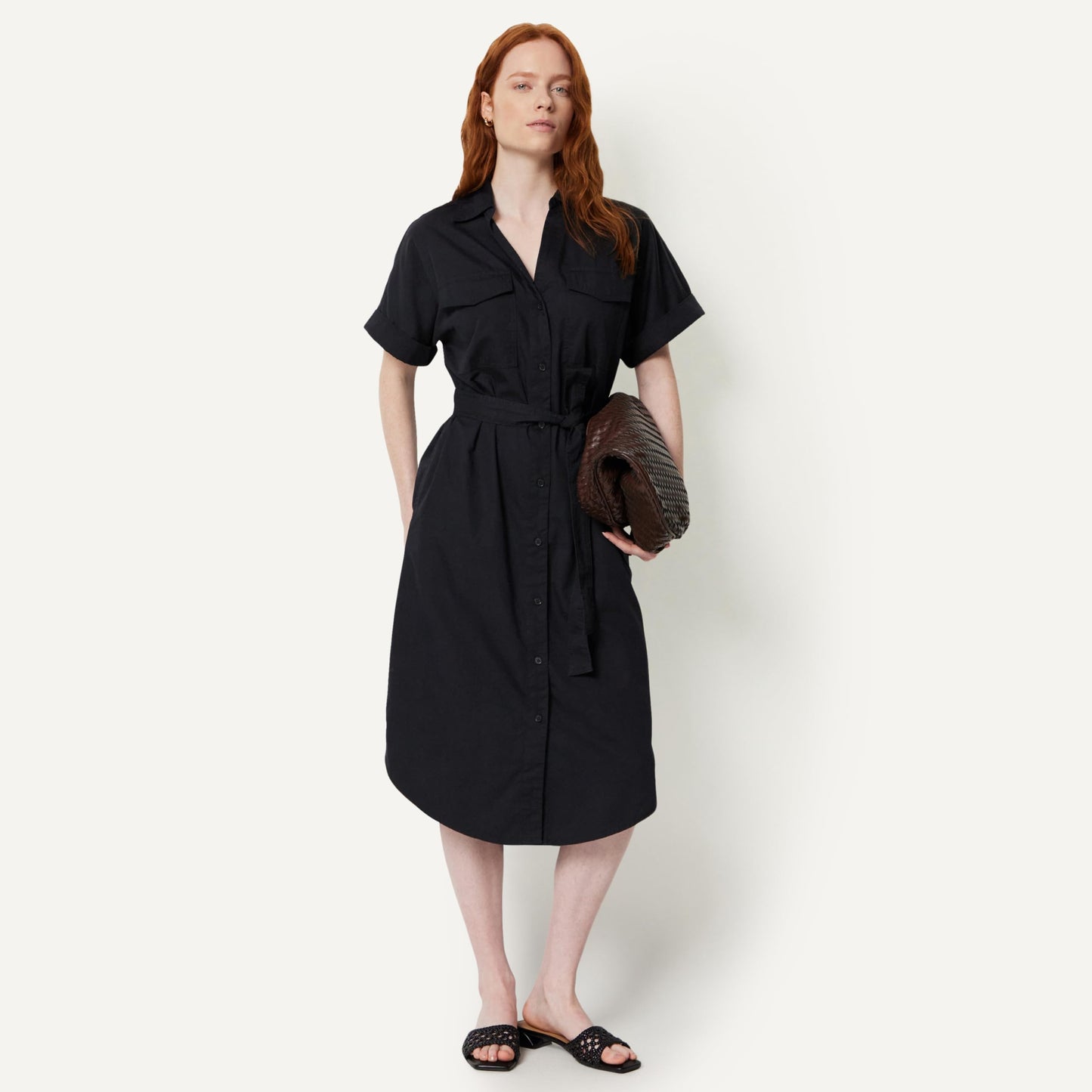 Amazon Essentials Women's Relaxed-Fit Short Sleeve Button-Down Dress with Belt
