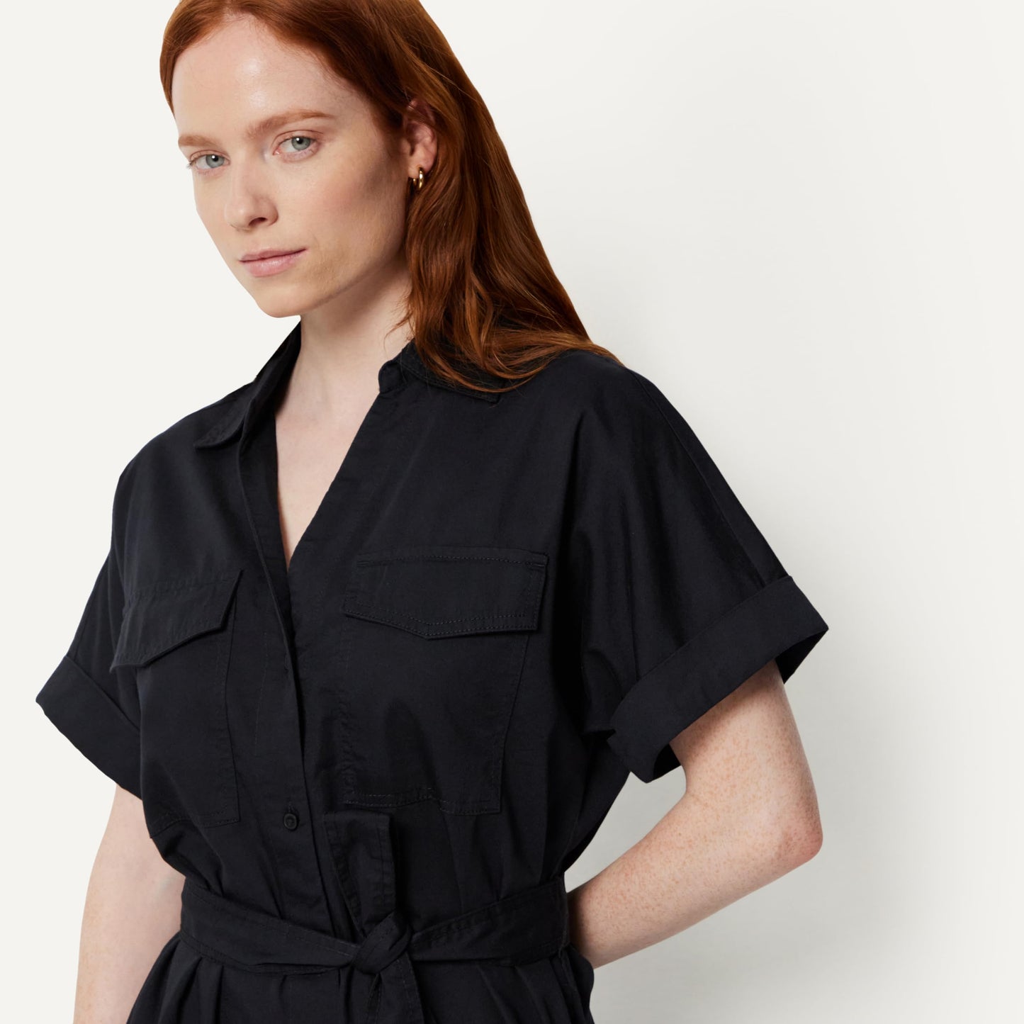 Amazon Essentials Women's Relaxed-Fit Short Sleeve Button-Down Dress with Belt