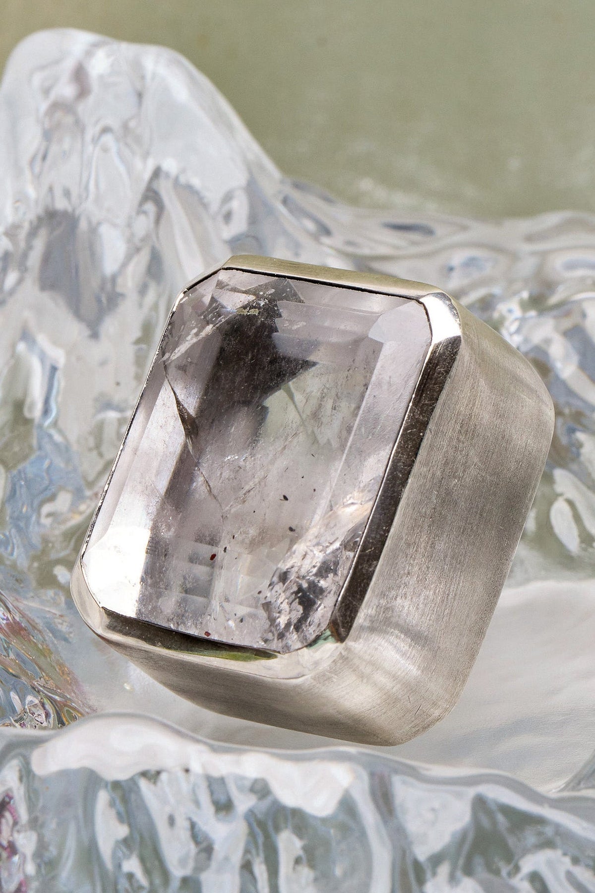 Square Goliath Ring in Striated Crystal (Silver)